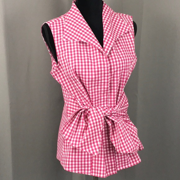 Debbie Shuchat Tops - Pink white bow front gingham print tank top